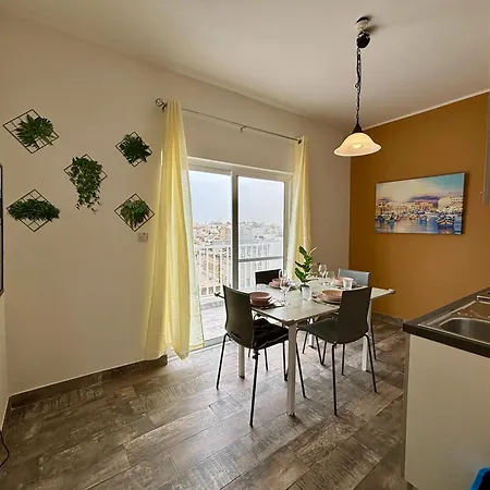 Entire 1 Bedroom Penthouse