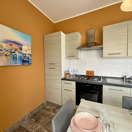 Entire 1 Bedroom Penthouse *